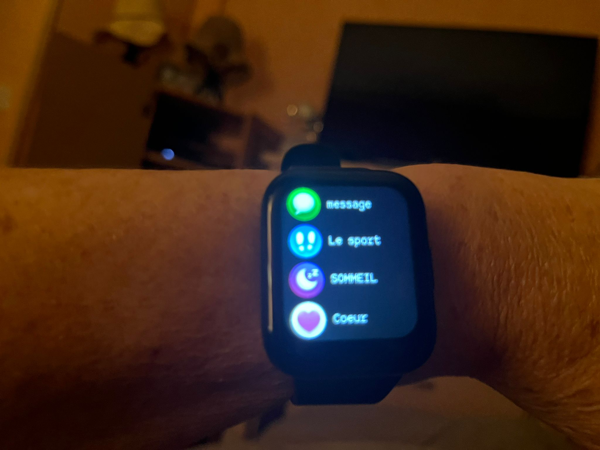 OOQE WATCH PRO 6 - Montre connectée homme et femme, Convient pour iOS et  Android